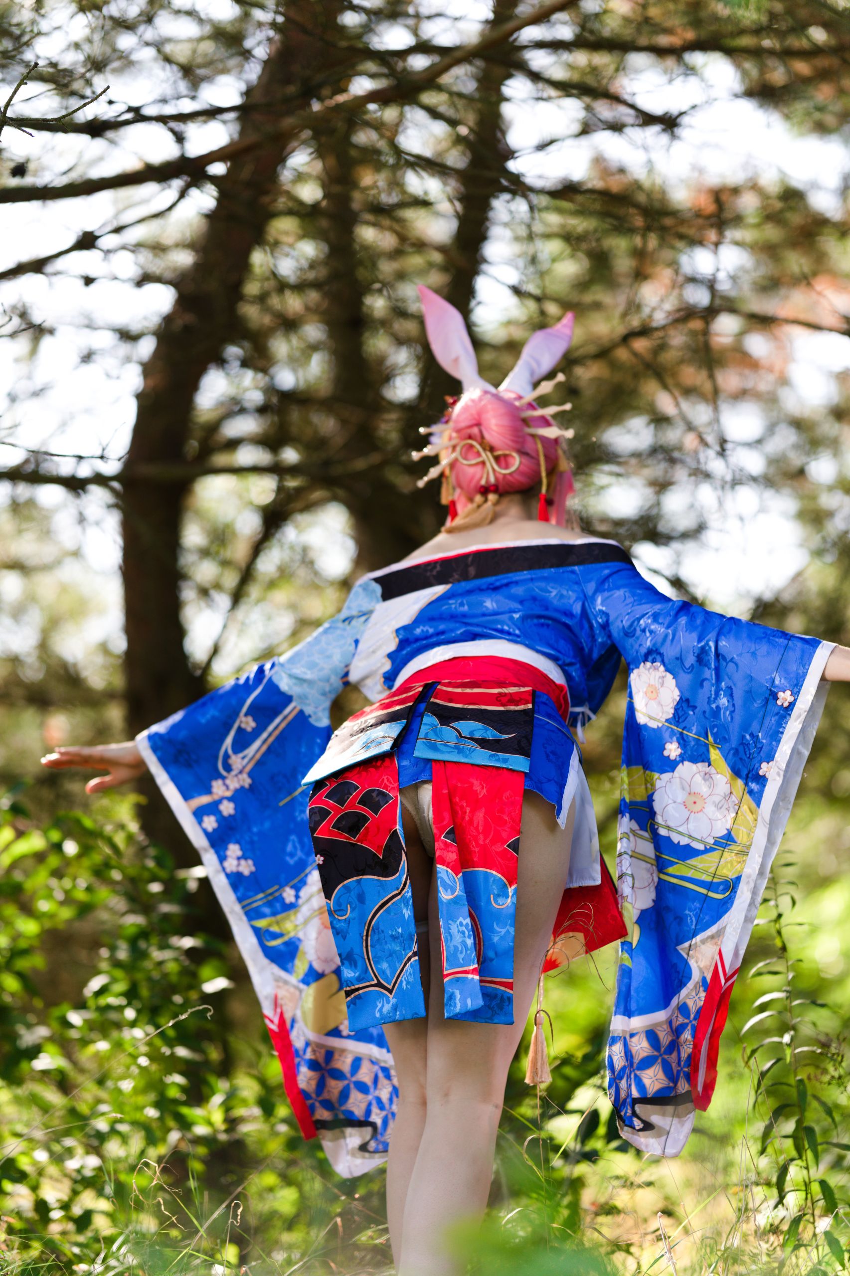 Summer Outdoor Yae Sakura in Blooming Maiko Kimono and White Stockings image 113