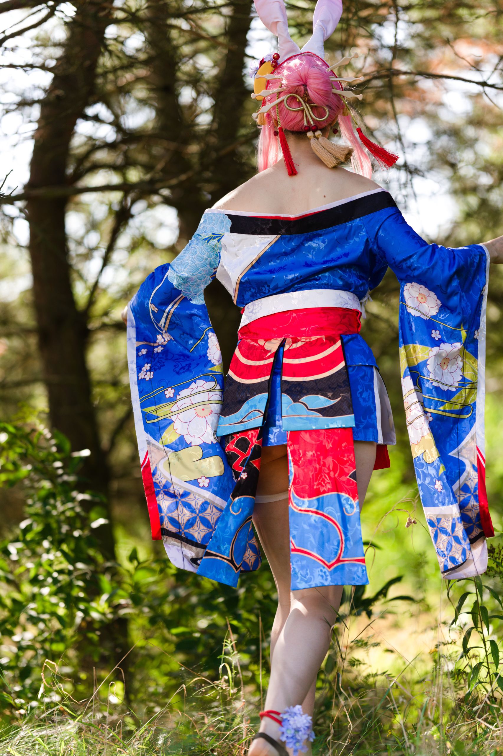 Summer Outdoor Yae Sakura in Blooming Maiko Kimono and White Stockings image 115