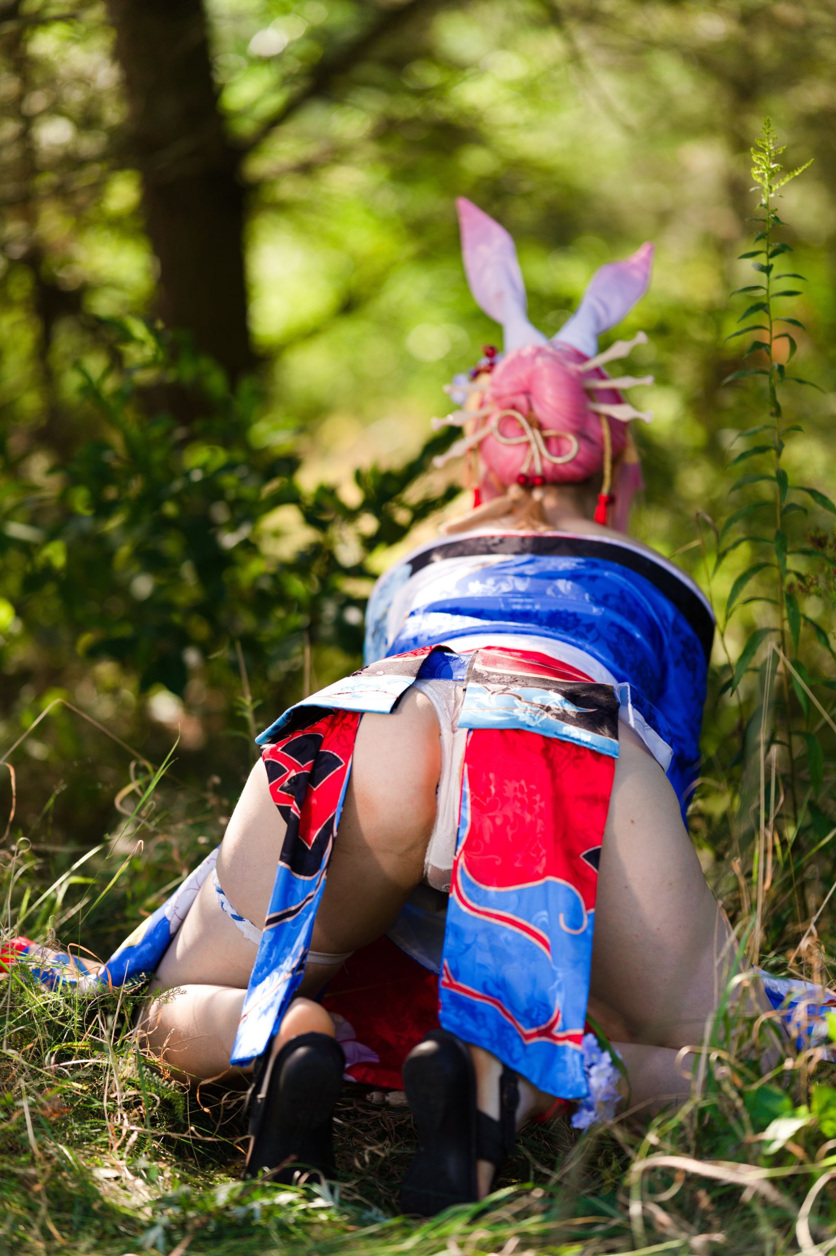 Summer Outdoor Yae Sakura in Blooming Maiko Kimono and White Stockings image 130