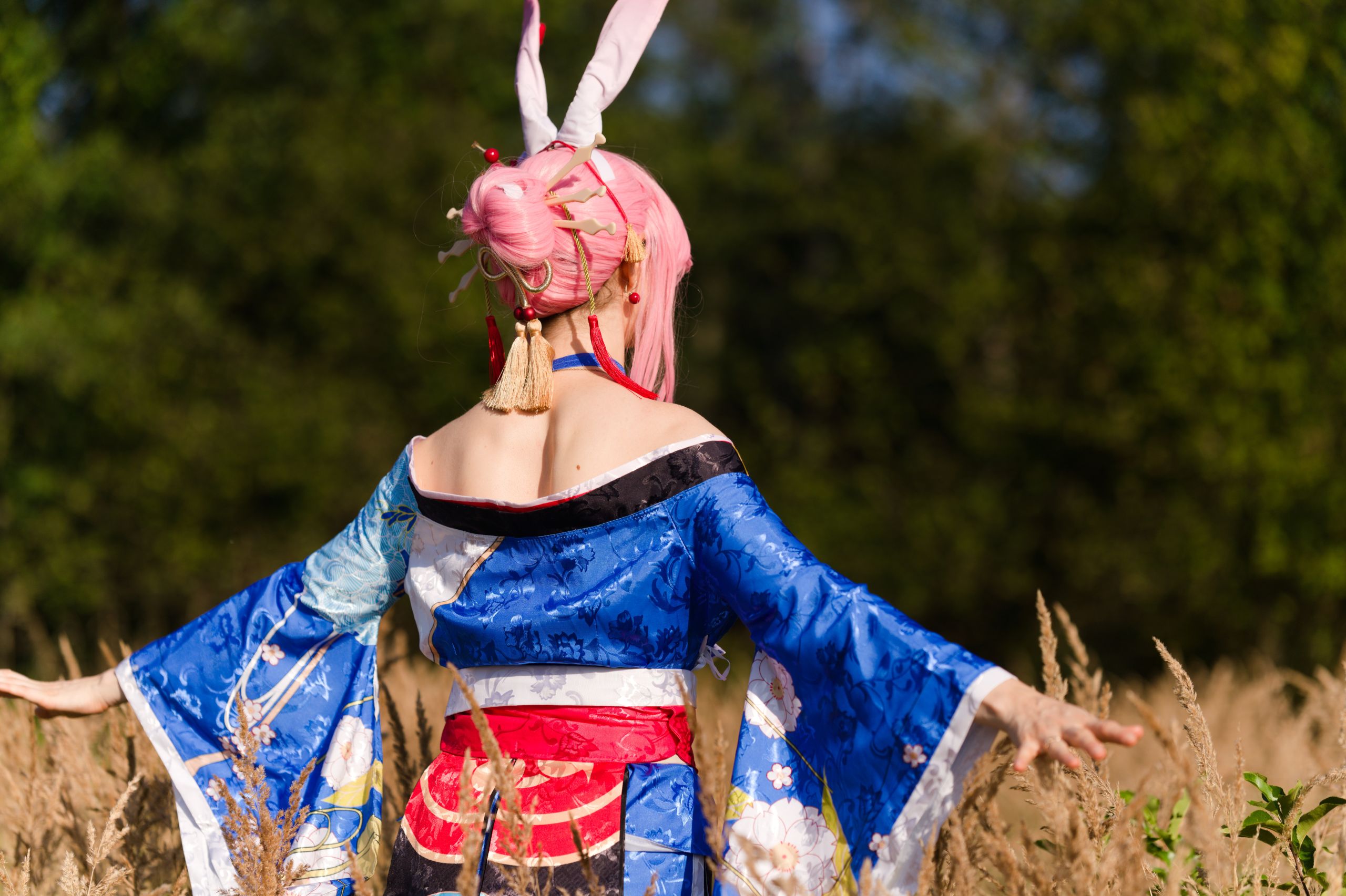 Summer Outdoor Yae Sakura in Blooming Maiko Kimono and White Stockings image 5